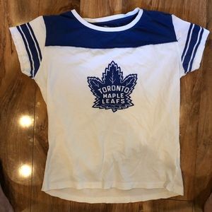 Toronto maple leafs shirt